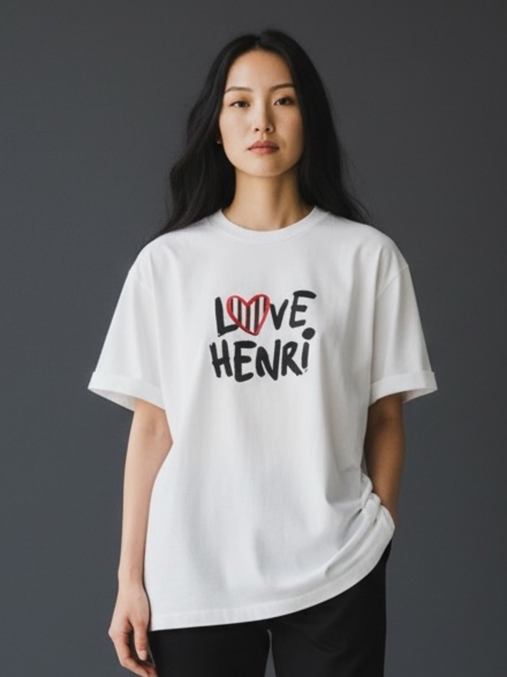HENRI BENDEL Love Henri Graphic Tee M/L 20.5” p2p White NWOT